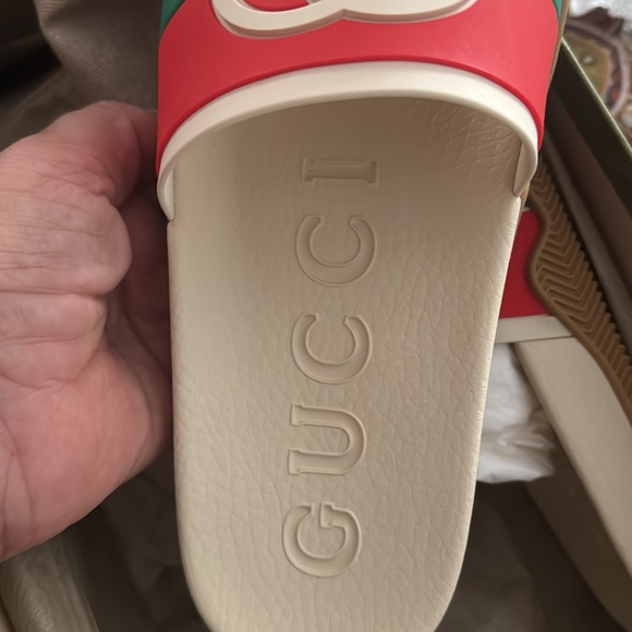 Gucci Red and Green Slides NWT size 40 Euro with box and dust bags size 9 - Picture 9 of 10